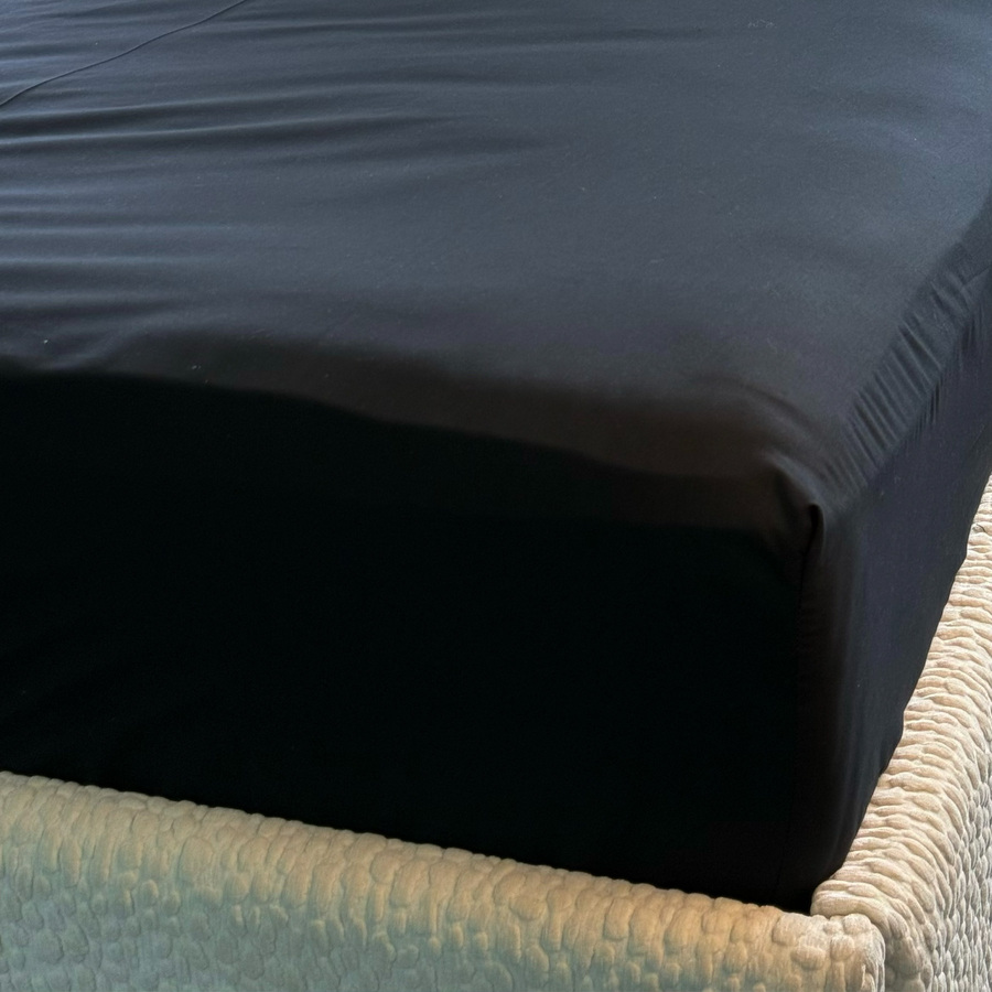 Fitted Microfiber Mattress Cover